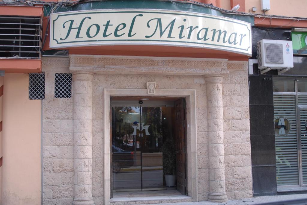 Hotel Miramar La Línea de la Concepción Exterior foto